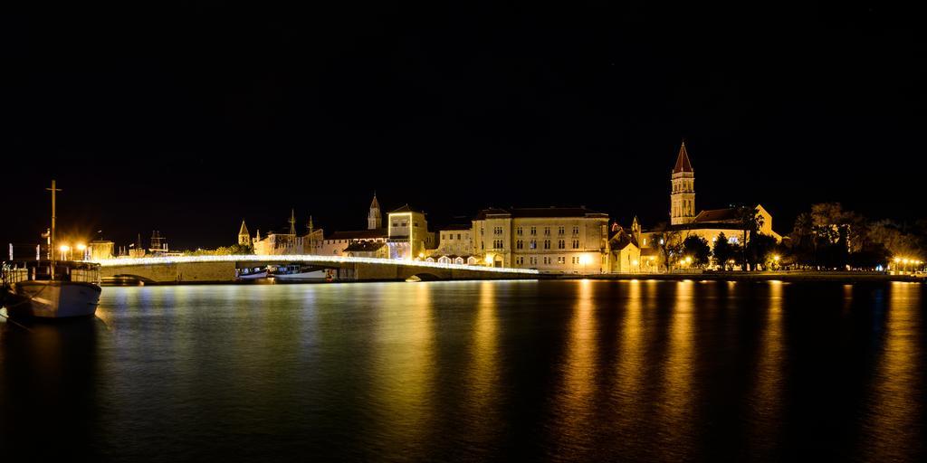 Apartments Zajc Trogir Exterior foto